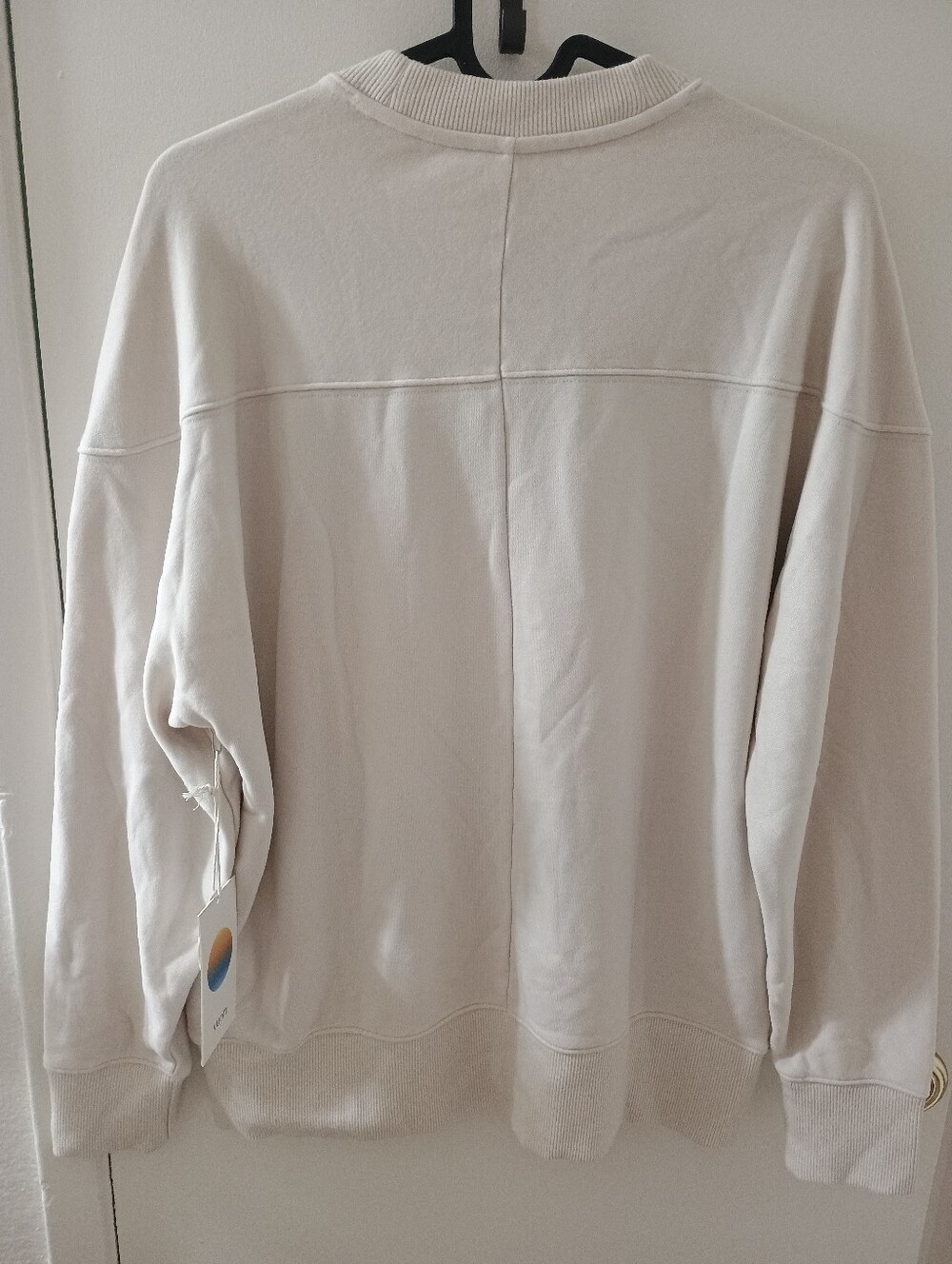 VUORI Sedona Weekender Crew Sweatshirt - Size XS - NWT - Picture 7 of 9
